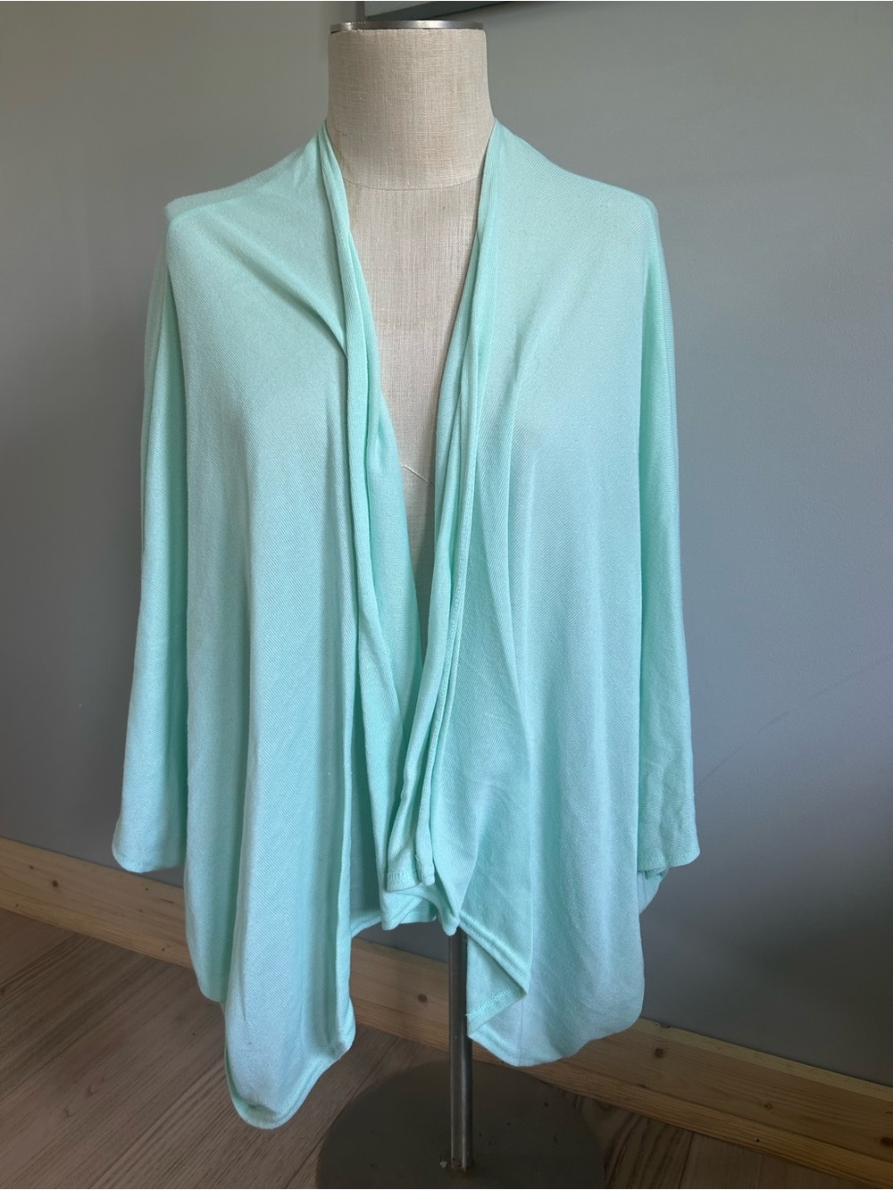 Women's Mint Open-Front Draped Cardigan